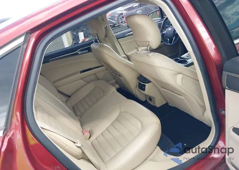 2014 Ford Fusion Se z USA, uszkodzony, nr VIN 3FA6P0HD8ER372096